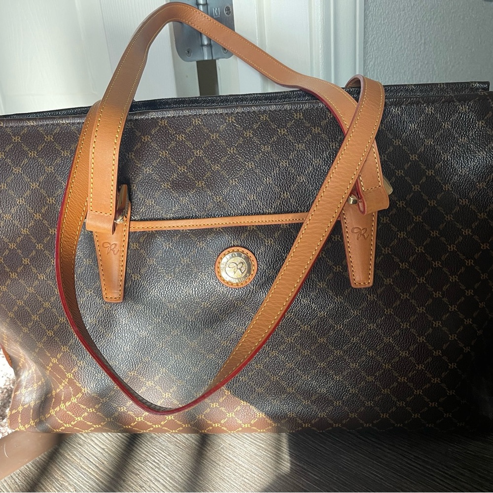 Rioni hand bag